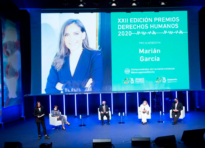 Contratar Marián Boticaria García