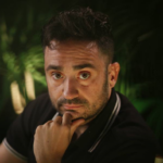 Contratar Juan Antonio Bayona