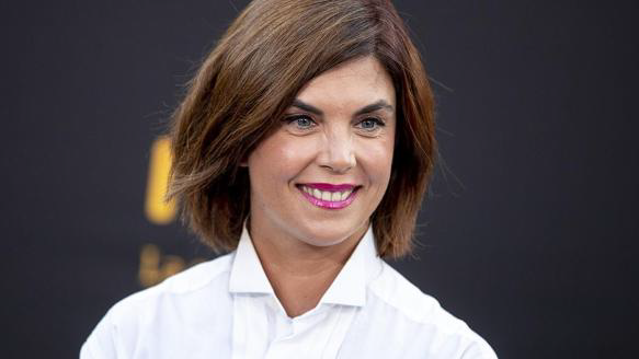 Contratar Samanta Villar